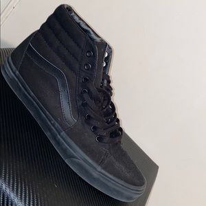 Sk8-Hi Black
